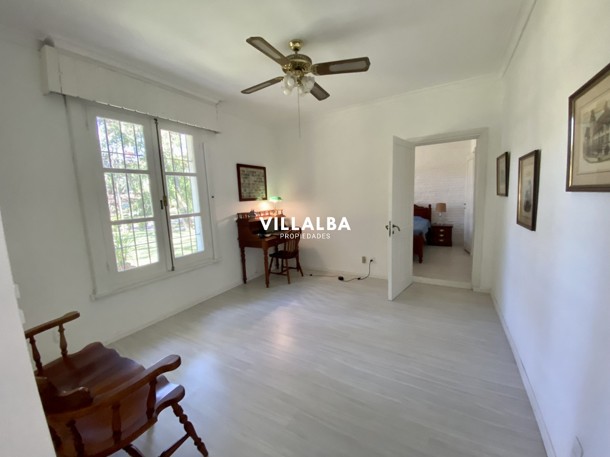 Casa ID.1711 - Hermosa propiedad en el corazón de Playa Mansa 