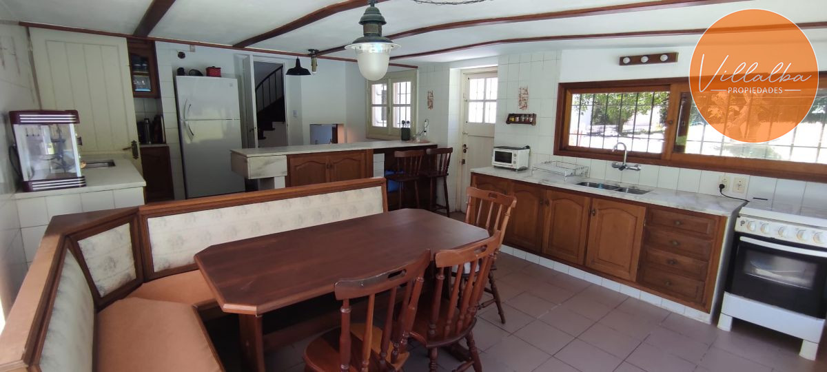 Casa ID.1711 - Hermosa propiedad en el corazón de Playa Mansa 