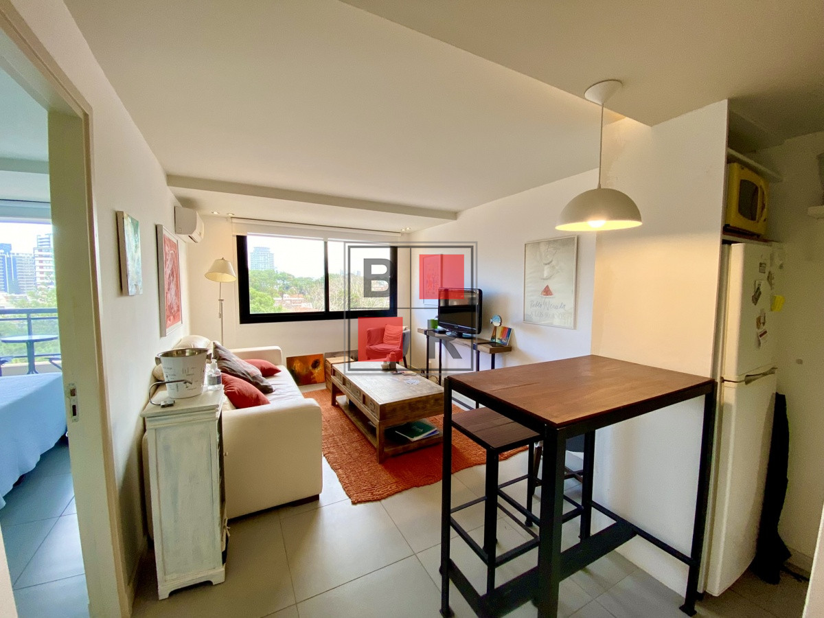 Apartamento ID.1235 - Cómoda planta a metros de Playa Brava 