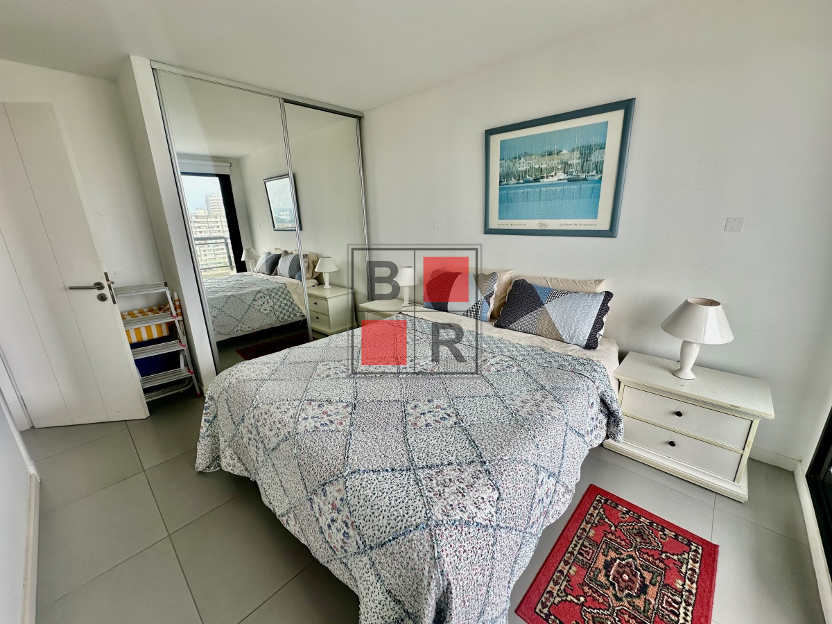Apartamento ID.1234 - Excelente oportunidad a metros del mar! 