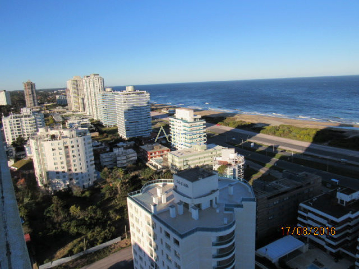 Brava - GoPunta - Portal Inmobiliario de Punta del Este - Maldonado