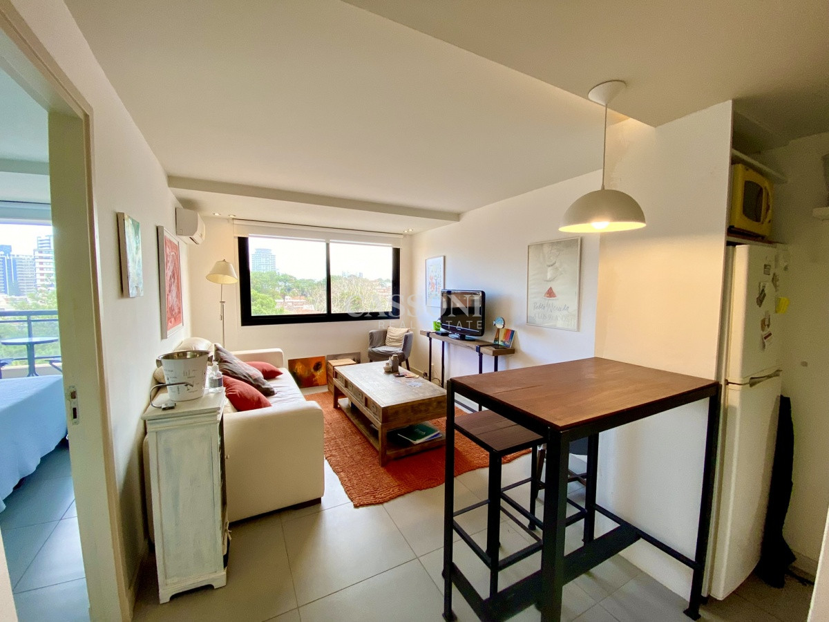 Apartamento ID.2369 - Cómoda planta a metros de Playa Brava 