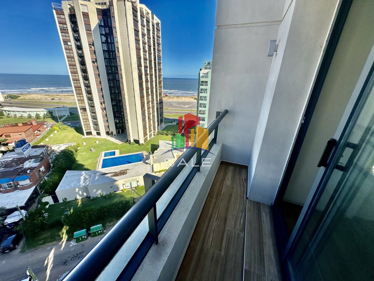 Apartamento ID.2775 - Excelente apartamento en playa brava 
