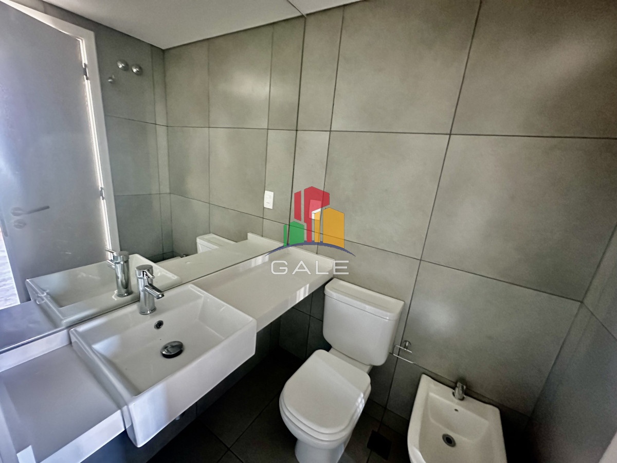 Apartamento ID.2775 - Excelente apartamento en playa brava 
