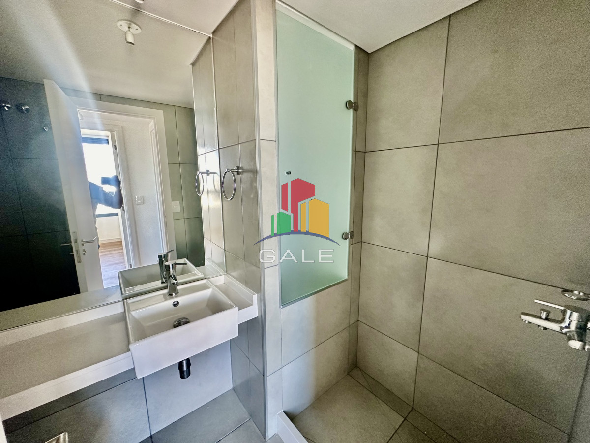 Apartamento ID.2775 - Excelente apartamento en playa brava 