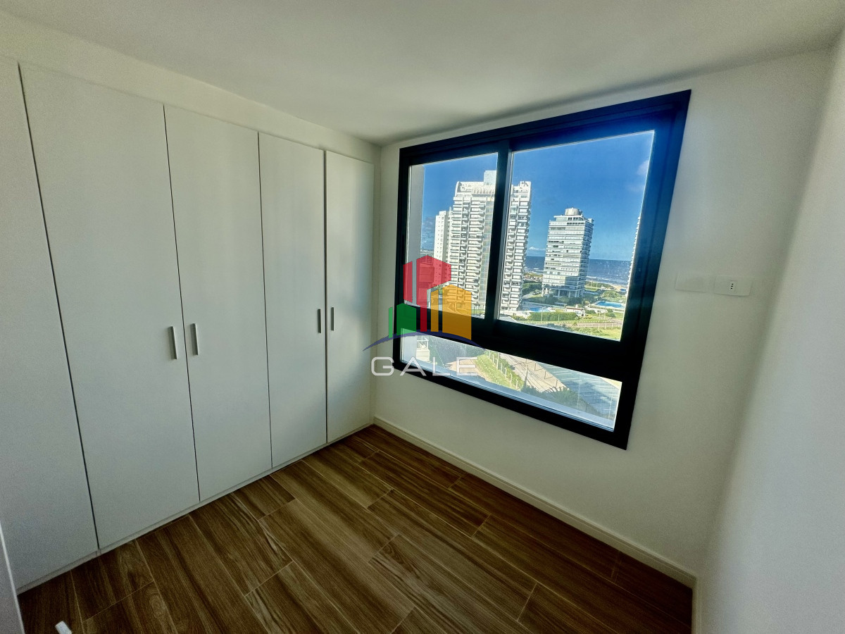 Apartamento ID.2775 - Excelente apartamento en playa brava 