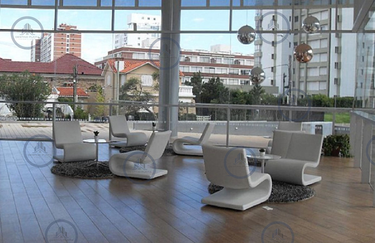 Apartamento ID.3246 - Moderno Apartamento de 3 Dormitorios en Playa Mansa, a metros del mar
