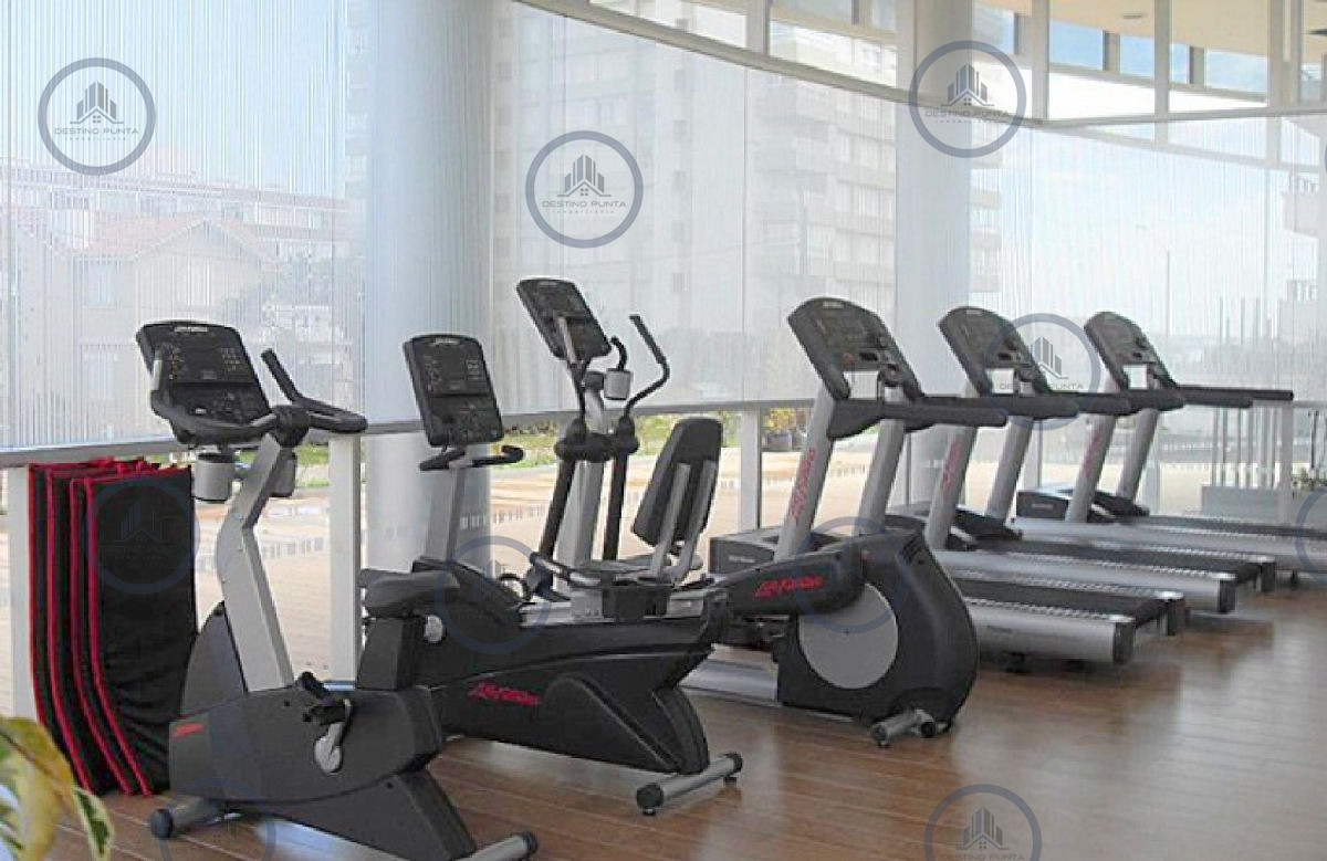 Apartamento ID.3246 - Moderno Apartamento de 3 Dormitorios en Playa Mansa, a metros del mar