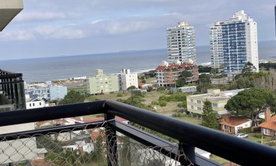 Apartamento moderno 1 dormitorio hermosa vista Cómoda planta a metros de Playa Brava