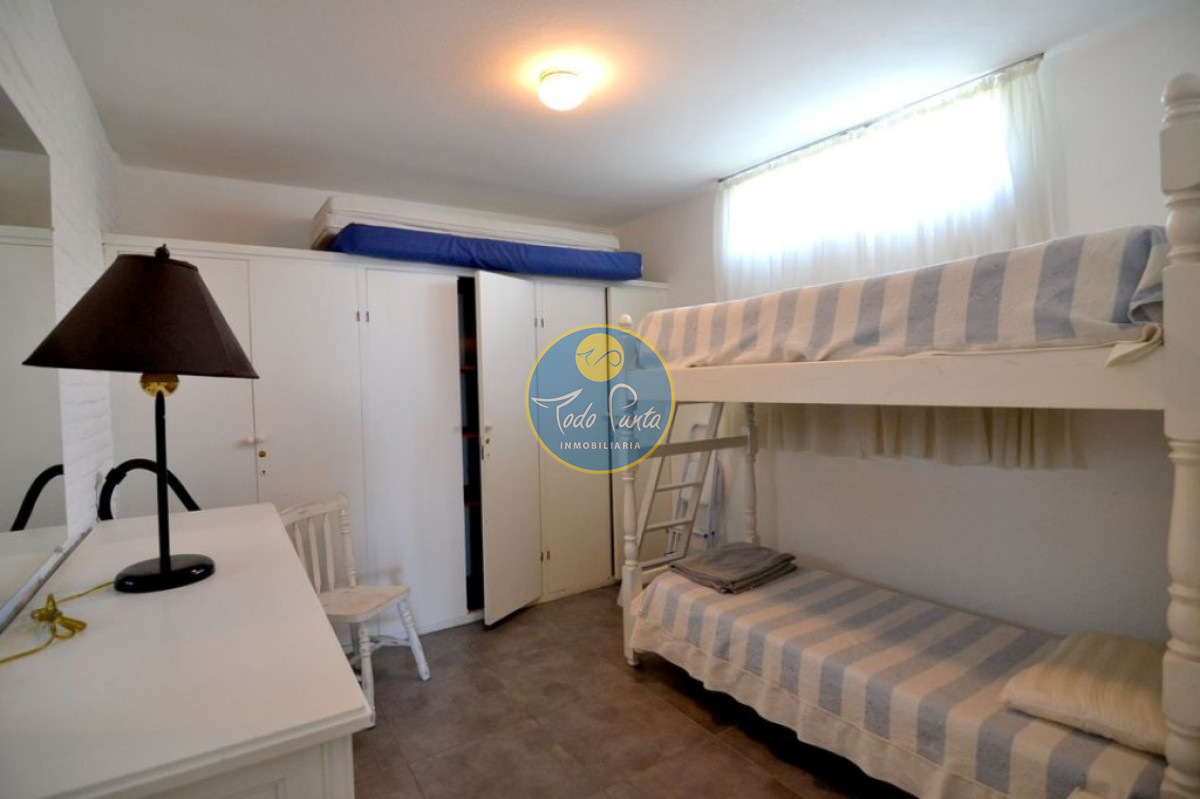 Miniatura de Casa de 5 dormitorios en Solanas, Punta del Este | Todo Punta