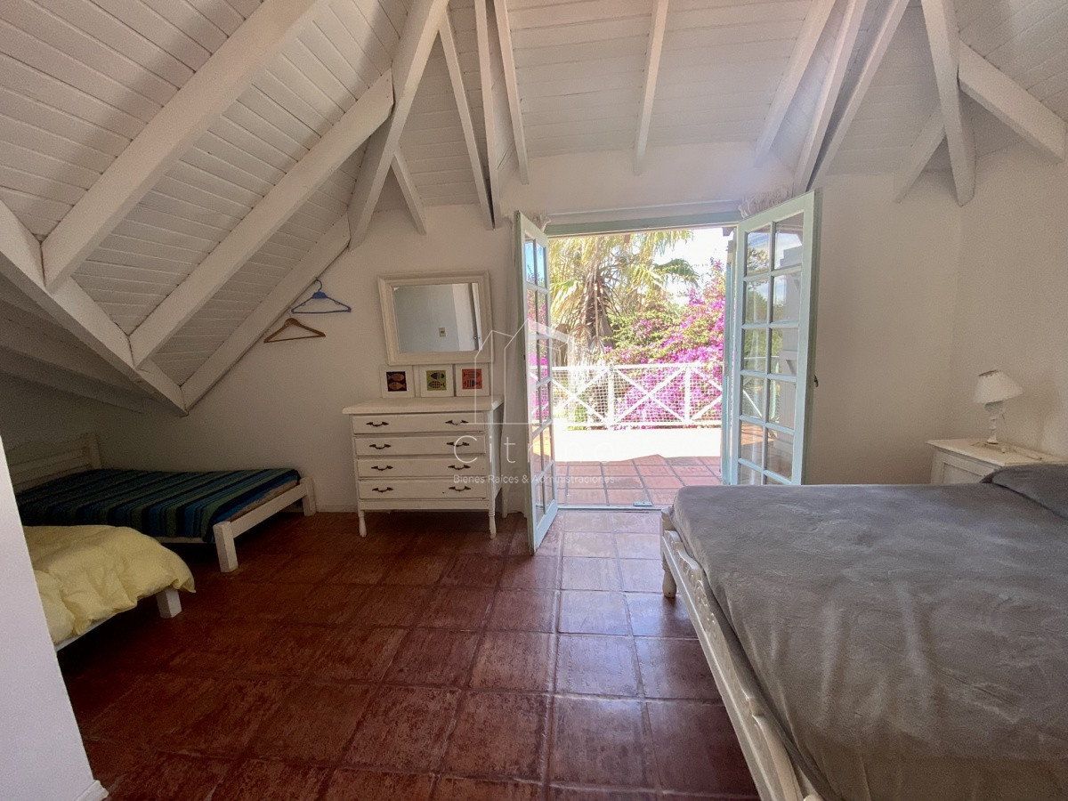 Casa ID.1533 - Hermosa casa a metros de Tio Tom