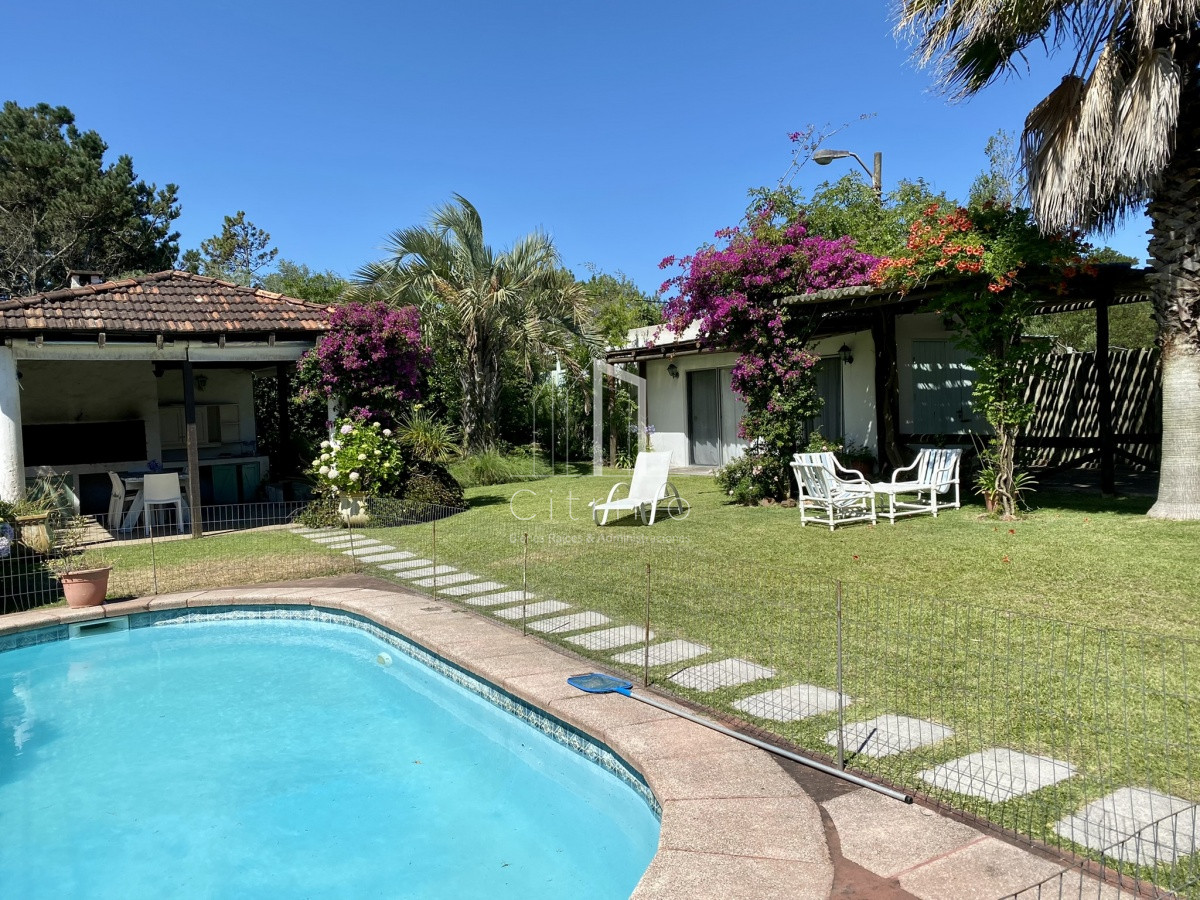 Casa ID.1533 - Hermosa casa a metros de Tio Tom