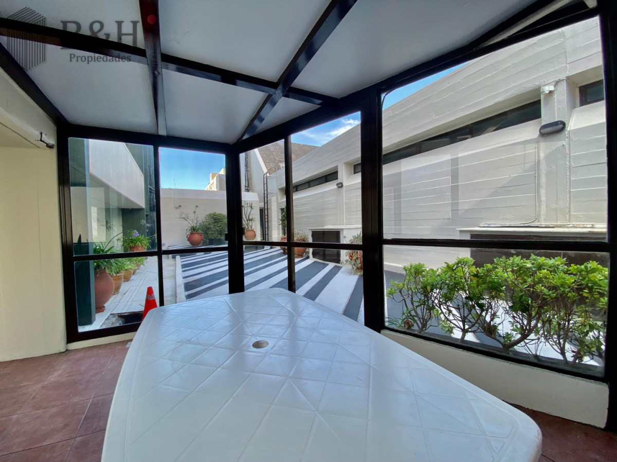Apartamento ID.6974 - Piso alto en Peninsula con excelente vista al mar