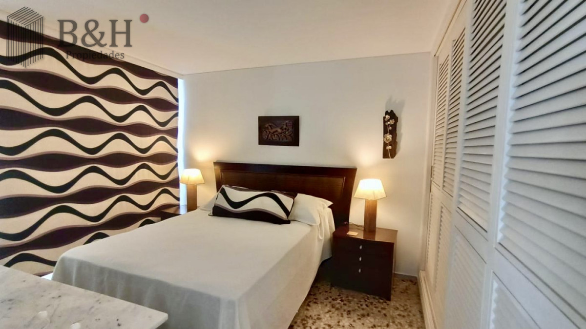 Apartamento ID.5873 - Excelente apartamento en venta, Península Punta del este 