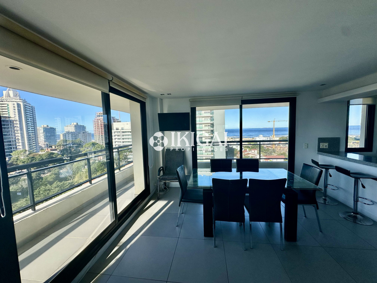 Apartamento ID.753 - Excelente apartamento a metros de playa brava con vista al mar 