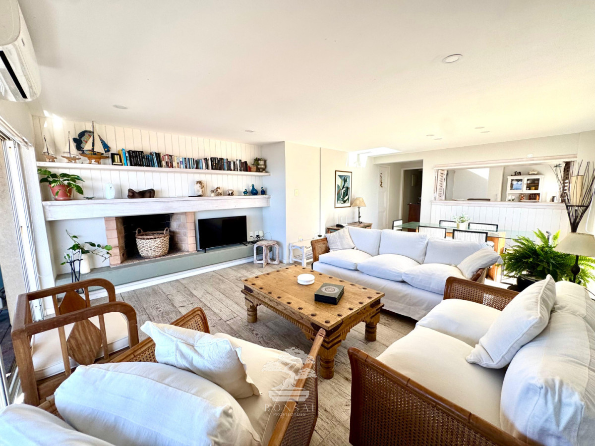 Apartamento ID.1189 - Excelente Apartamento en Península en Playa Brava 