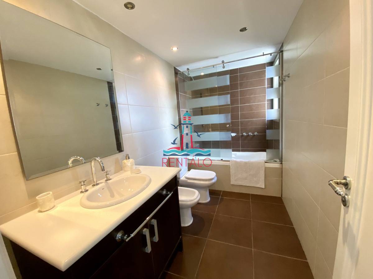 Apartamento ID.188 - Apartamento en venta 3 dormitorios en Punta del Este Torre Imperiale