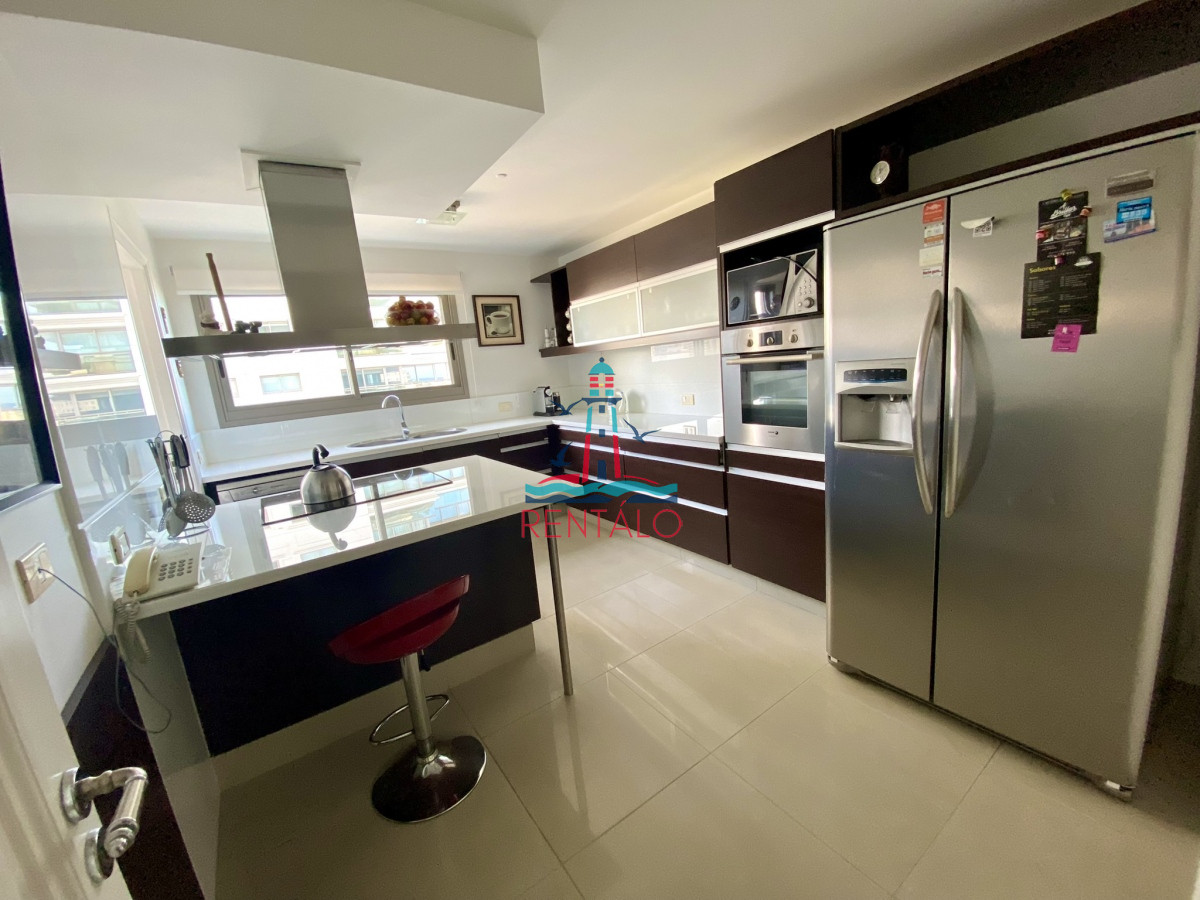 Apartamento ID.188 - Apartamento en venta 3 dormitorios en Punta del Este Torre Imperiale