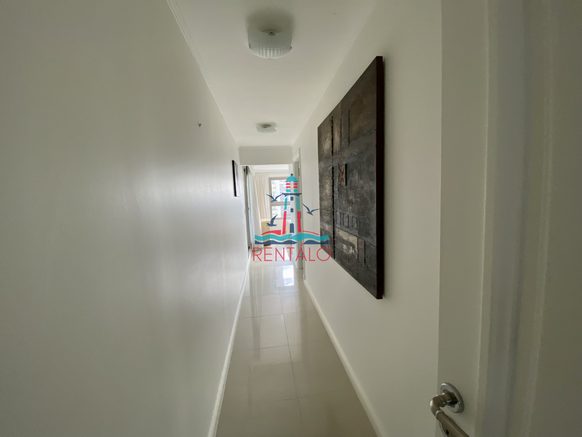 Apartamento ID.187 - Apartamento en venta 4 dormitorios en Punta del Este Torre Imperiale