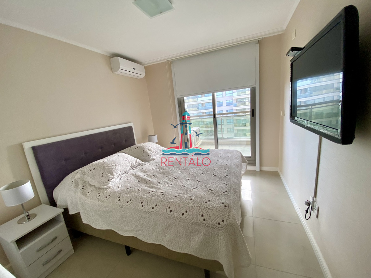 Apartamento ID.186 - Apartamento en venta 4 dormitorios en Punta del este Imperiale