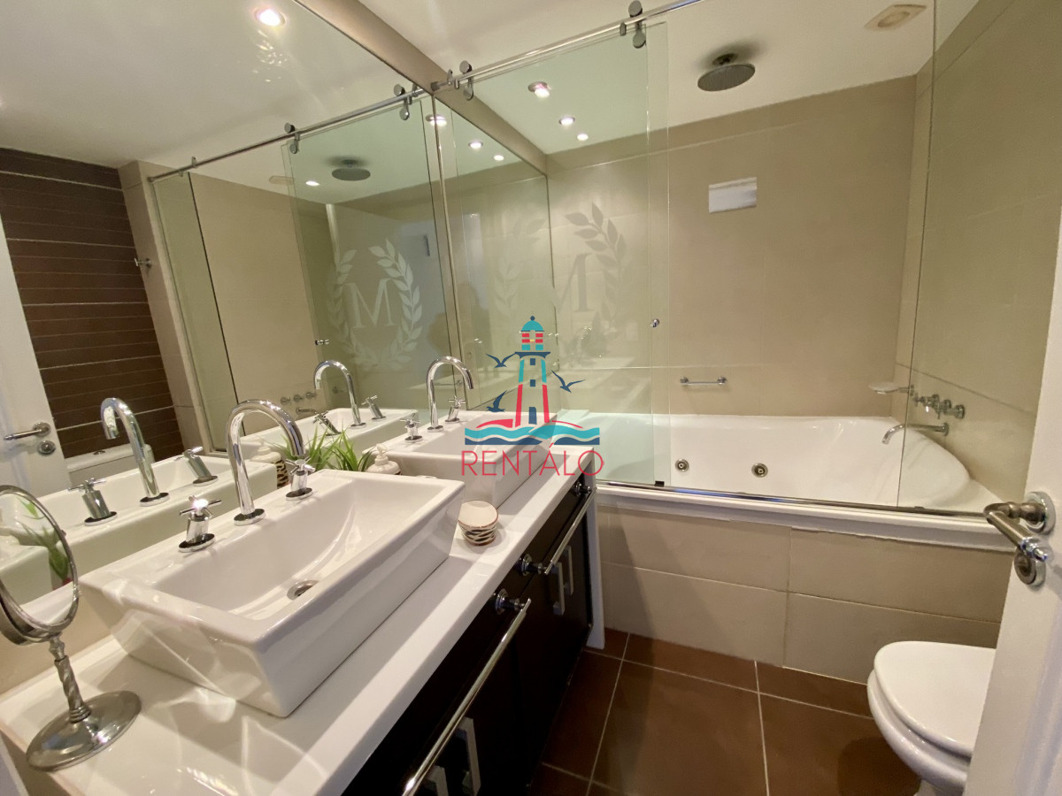 Apartamento ID.188 - Apartamento en venta 3 dormitorios en Punta del Este Torre Imperiale