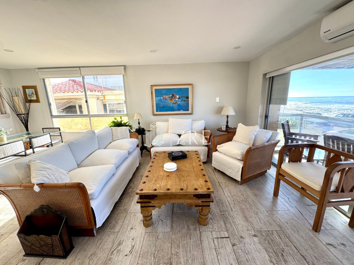 Apartamento ID.1219 - Venta apartamento 3 dormitorios en península playa brava 