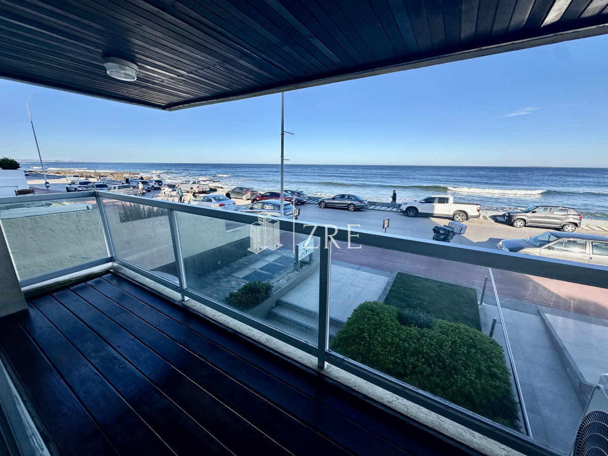 Apartamento ID.1219 - Venta apartamento 3 dormitorios en península playa brava 