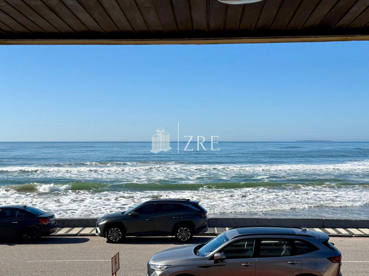 Apartamento ID.1219 - Venta apartamento 3 dormitorios en península playa brava 