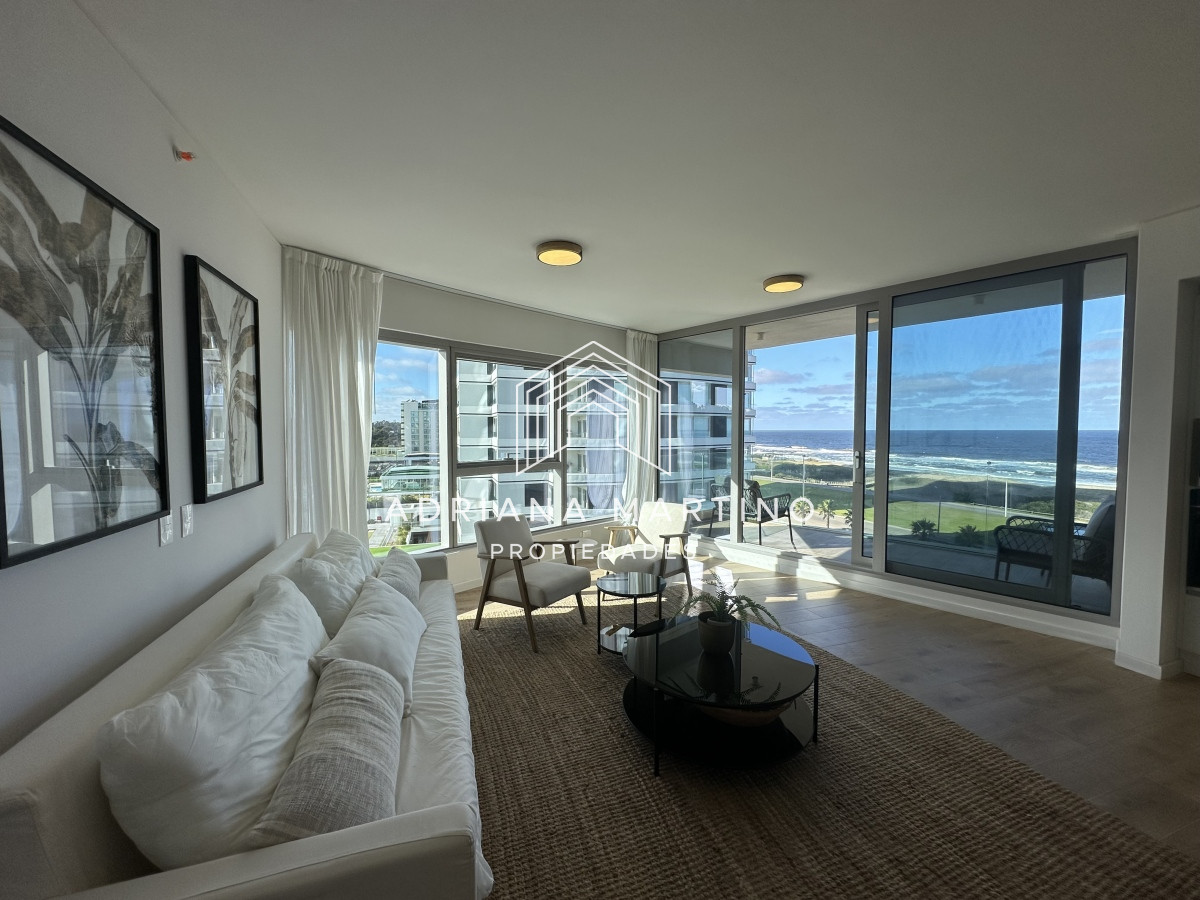 Excelente apartamento en Punta del este  