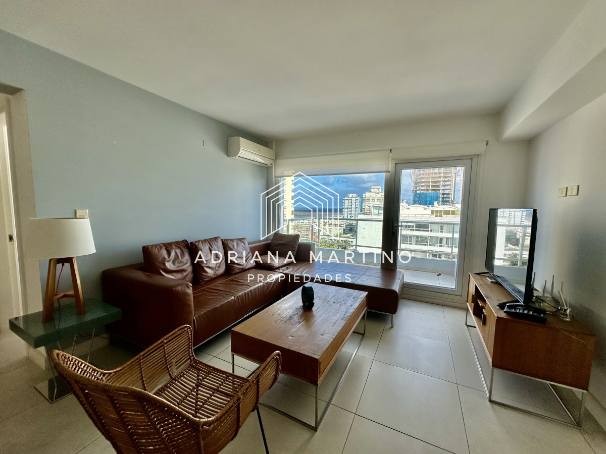 Hermoso apartamento en alquiler anual península 