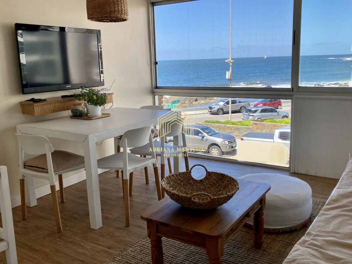 Excelente apartamento con vista al mar en alquiler invernal 