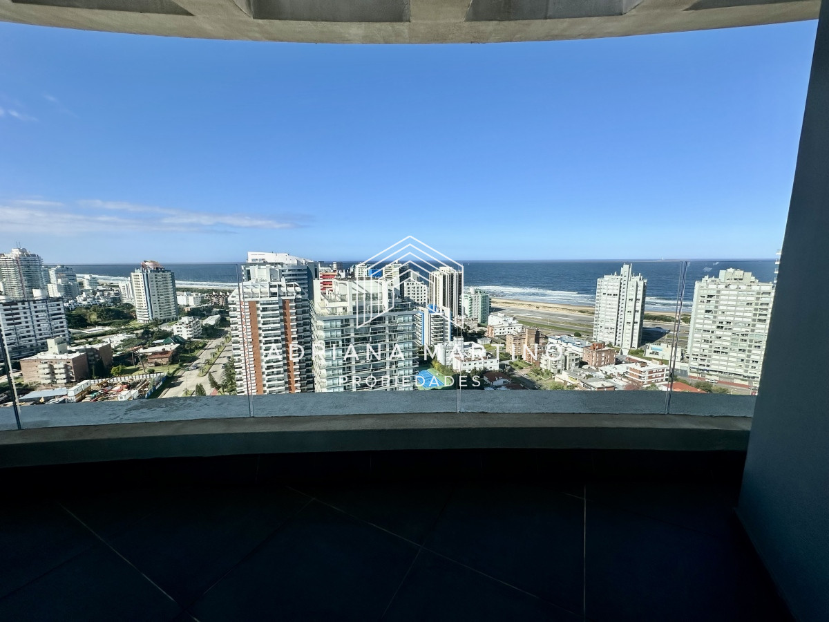 Apartamento ID.70790 - Excelente apartamento en alquiler anual 