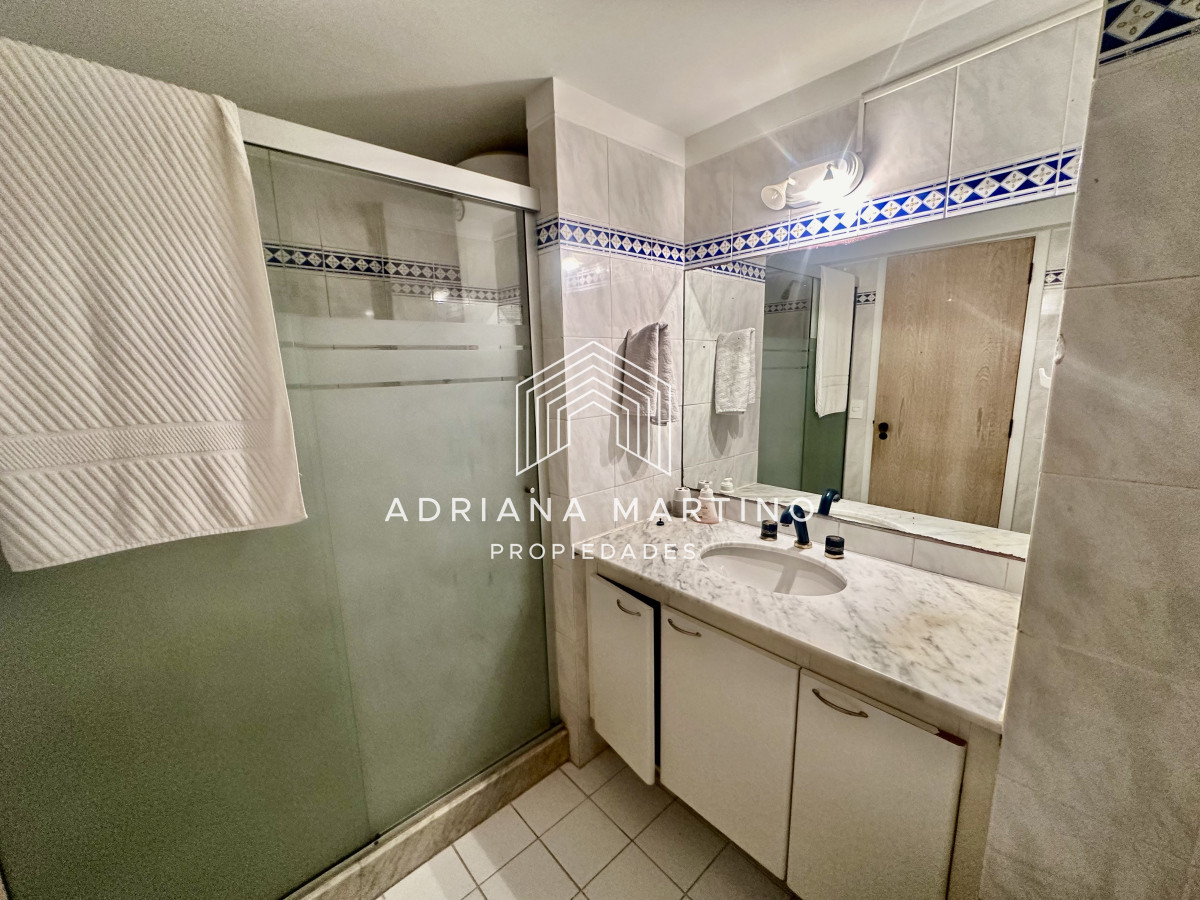 Apartamento ID.33221 - Hermoso apartamento en Punta del este 