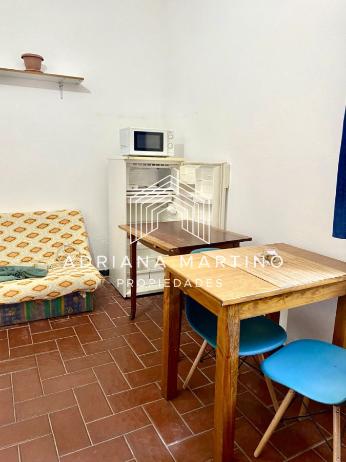 Apartamento ID.71592 - Apartamento en venta en pleno centro de Piriápolis, a pasos de la playa y de todos los servicios.