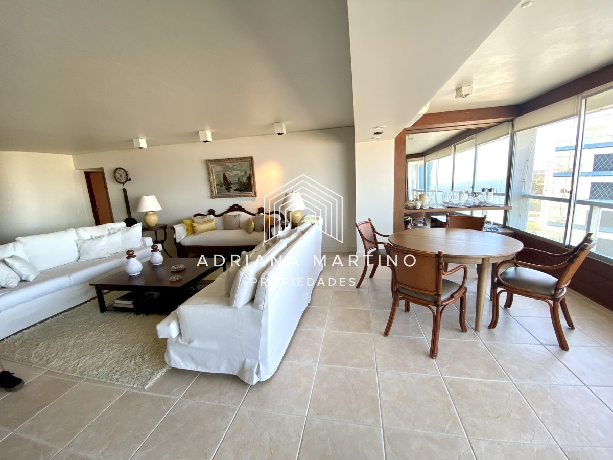 Aidy Grill - GoPunta - Portal Inmobiliario de Punta del Este - Maldonado