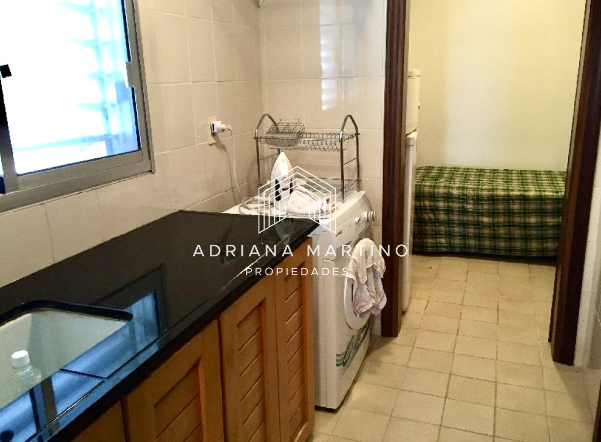 Apartamento ID.35885 - Hermoso apartamento con espectacular vista al mar, ubicado en península de Punta del Este.