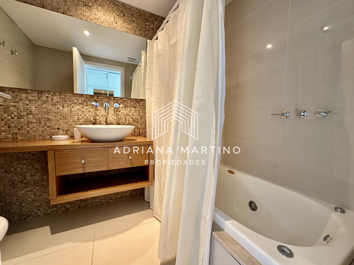 Apartamento ID.69816 -  Excelente apartamento en playa brava 