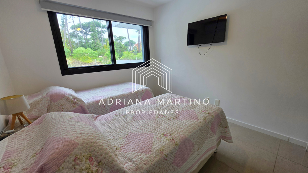 Apartamento ID.71729 - Mansa, oportunidad exclusiva a pasos del mar , edificio con buenos servicios.