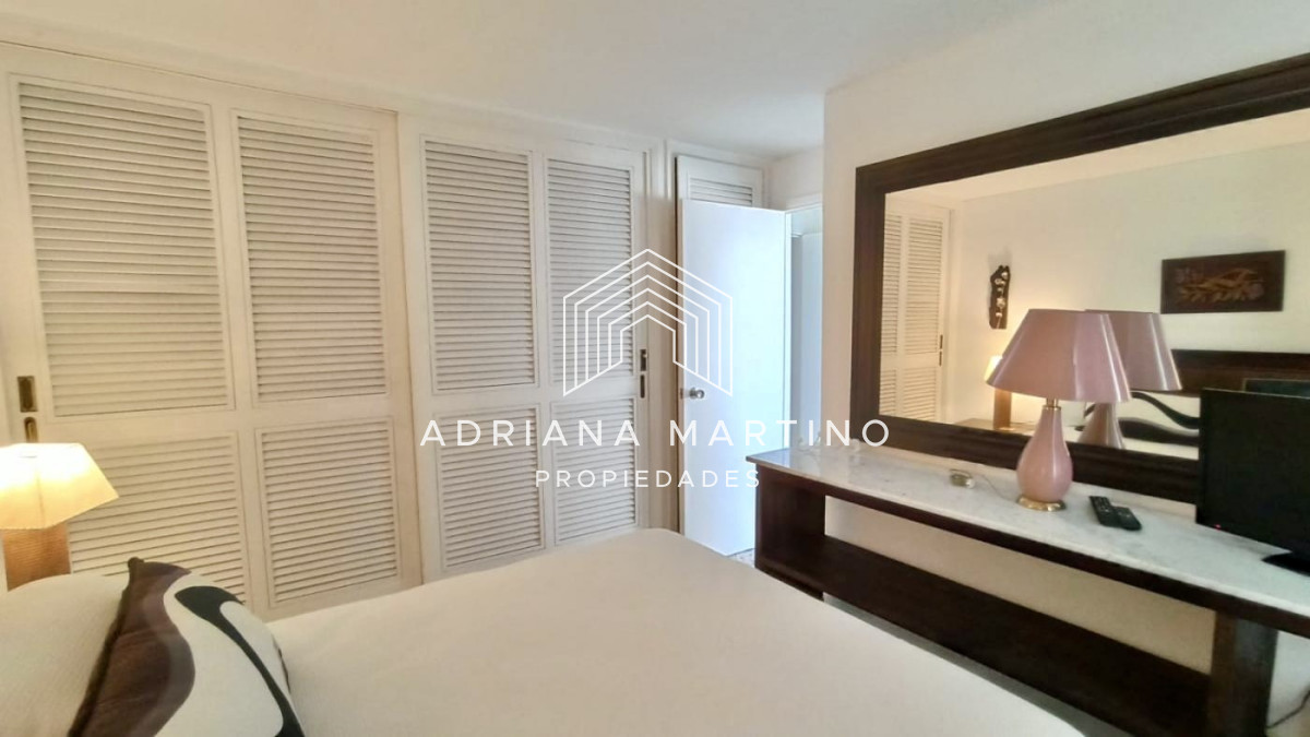 Apartamento ID.34100 - Excelente apartamento en venta, Península Punta del este 