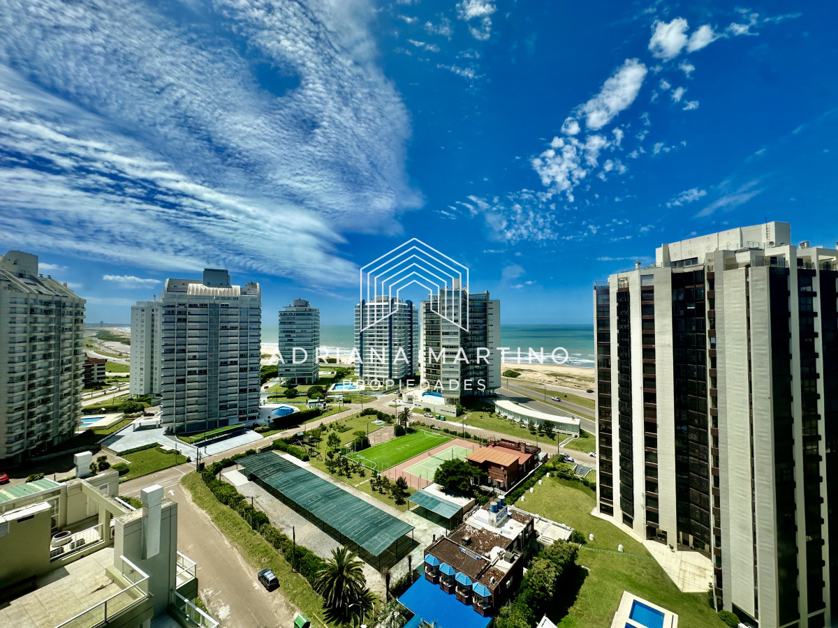 Apartamento ID.71068 - Excelente apartamento en venta en playa brava 