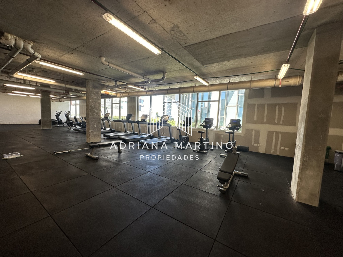 Apartamento ID.70272 - Apartamento de categoría en primera línea brava 