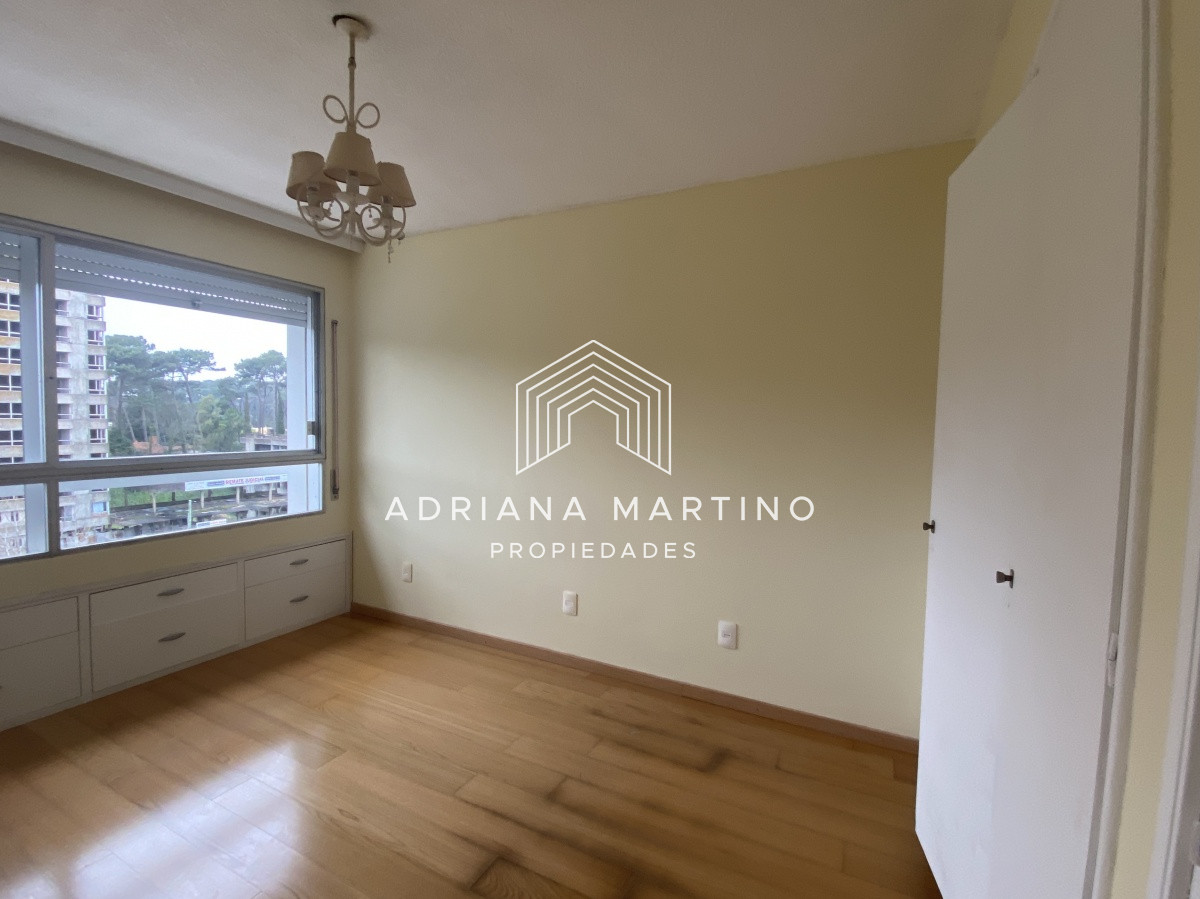 Apartamento ID.67273 - Luminosa planta en Roosevelt