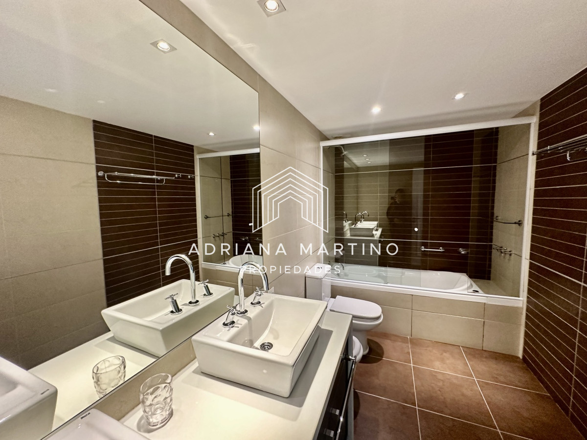 Apartamento ID.70824 - Cómoda planta en primera línea 