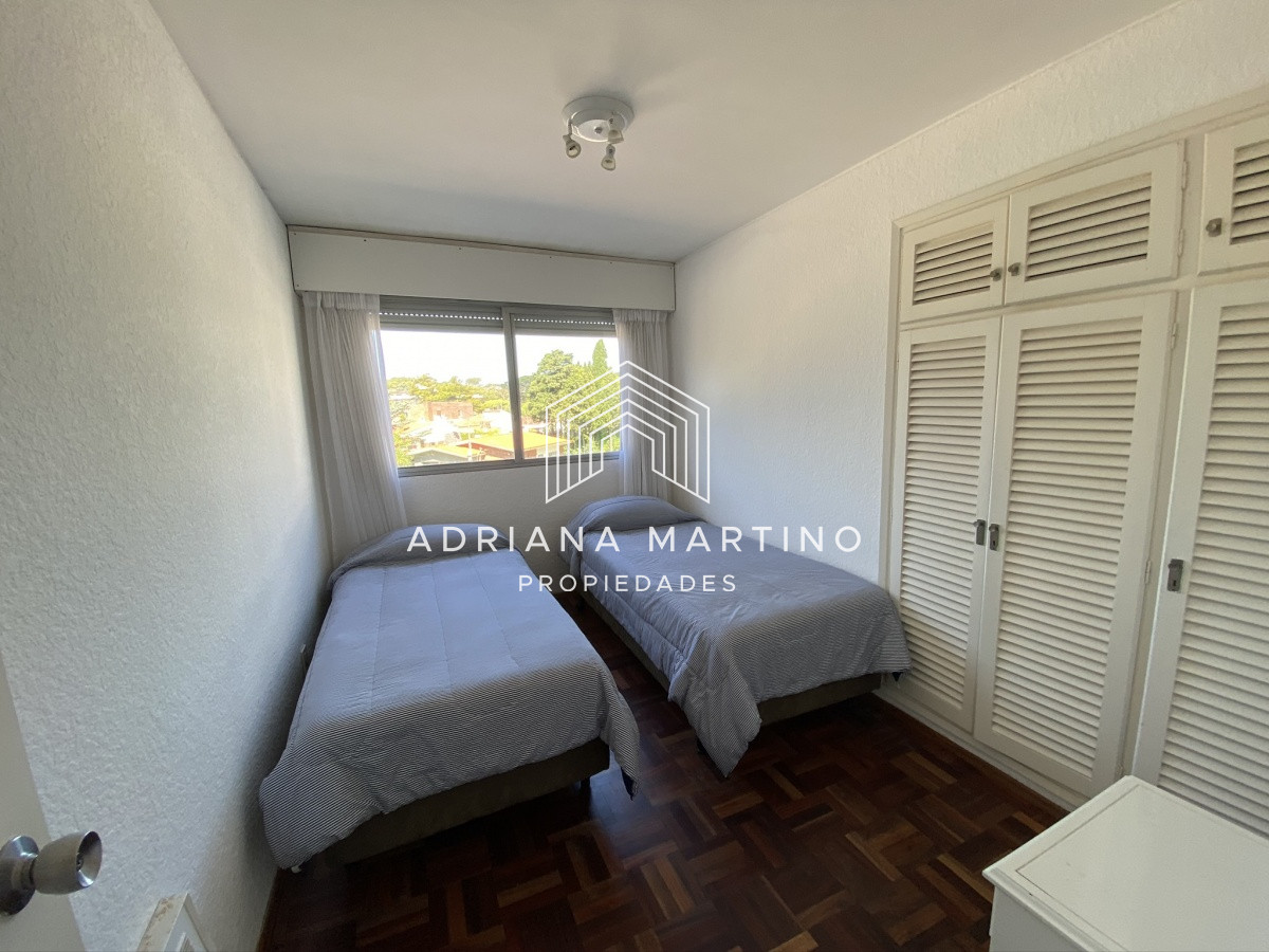 Apartamento ID.32768 - Cómodo apartamento en primera línea al mar 