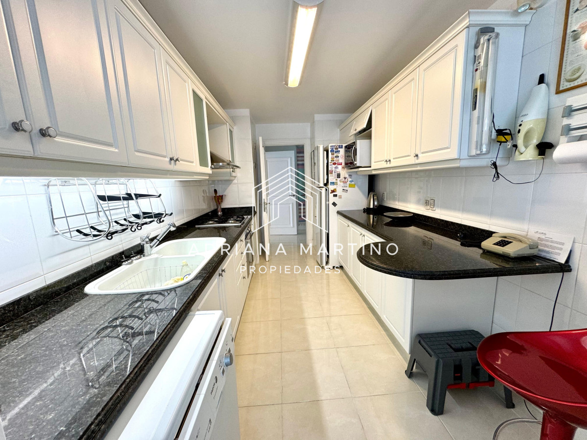 Apartamento ID.67253 - Excelente apartamento en primera línea playa mansa 