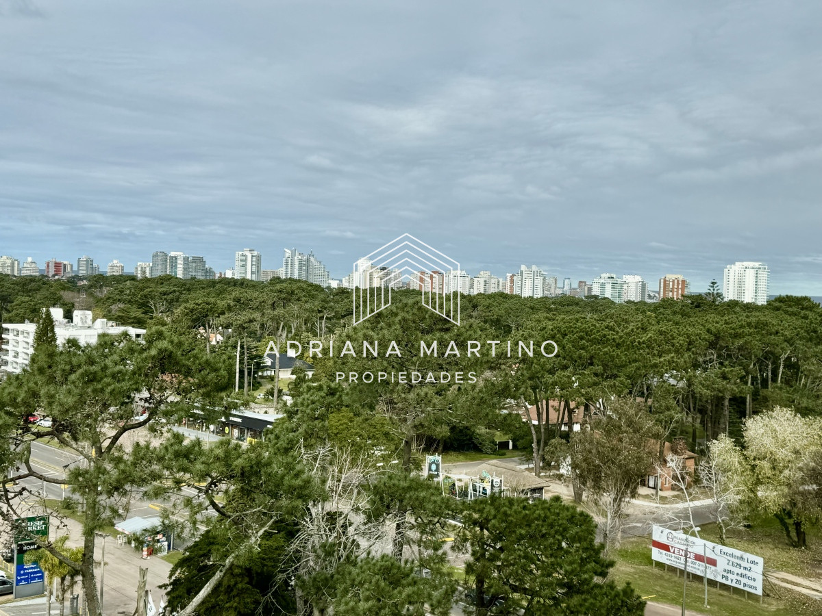 Apartamento ID.70854 - Cómoda planta en punta del este 