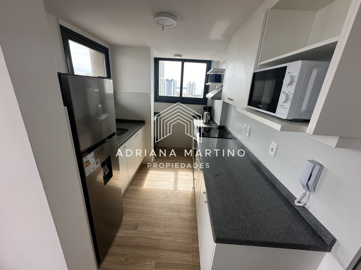 Apartamento ID.70532 - Excelente apartamento en playa brava 