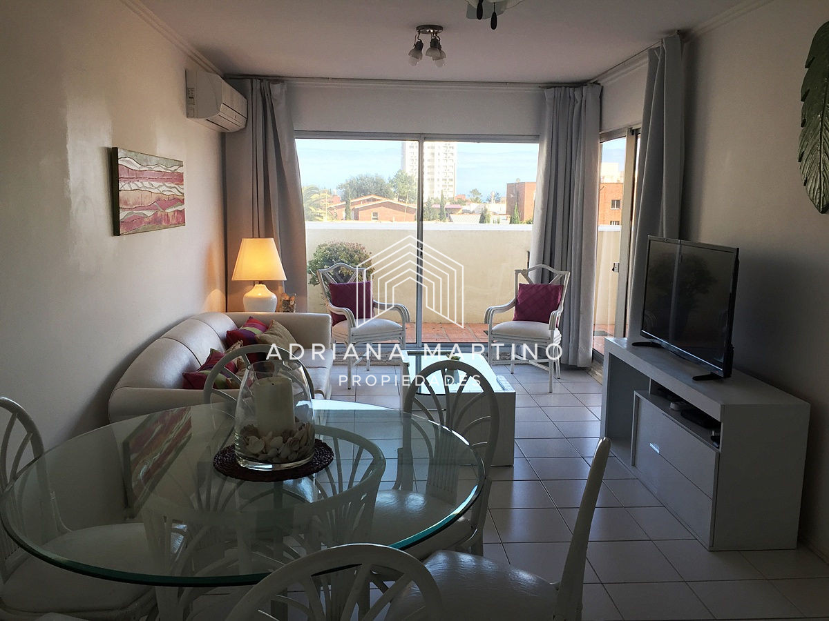 Apartamento ID.33590 - Confortable apartamento ubicado en Brava Punta del Este. 