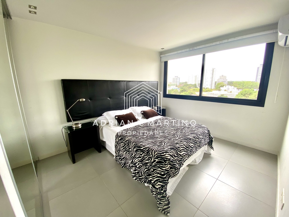Apartamento ID.70548 - Excelente apartamento con increíbles  vistas a playa brava