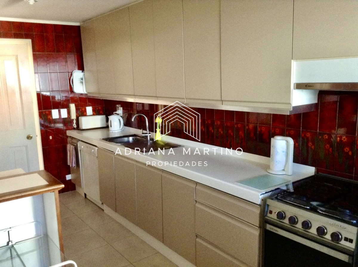 Apartamento ID.37813 - Apartamento en Venta – Primera Línea Playa Mansa, Punta del Este